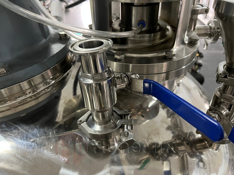 Main-Vacuum-Mixing-Tank-Of-Honemix-Toothpaste-Making-Machine