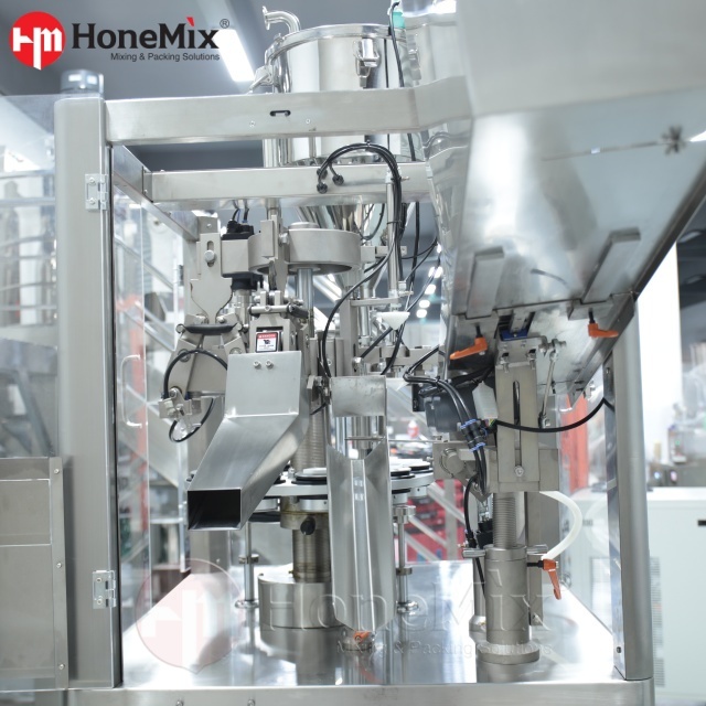 Honemix-HY-A60-Tube-Filling-And-Sealing-Station-Close-Up