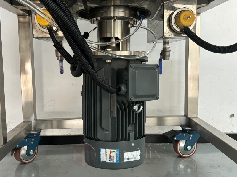 HONEMIX-Mixing-Tank-Bottom-Homogenizer-Or-Drive-System-Close-Up