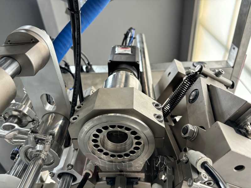 Honemix-Rotary-Tube-Holder-And-Positioning-Mechanism