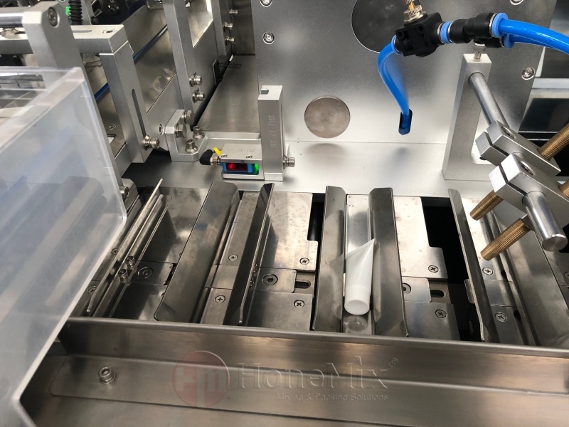 Honemix-Tube-Filling-And-Sealing-Machine-Filling-Nozzle-Close-Up