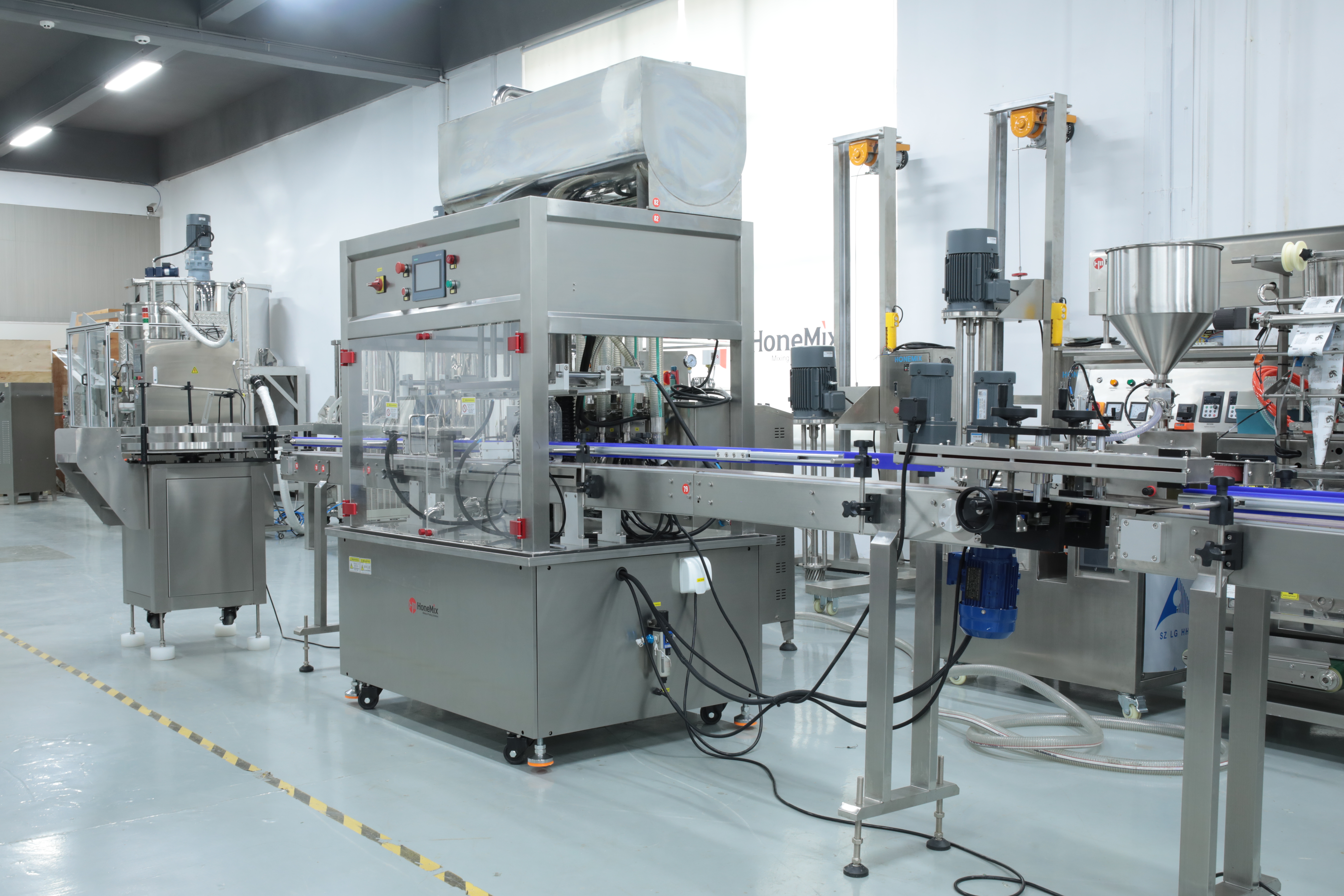 HY-AFM Automatic Gear Pump Filling Capping Production Line