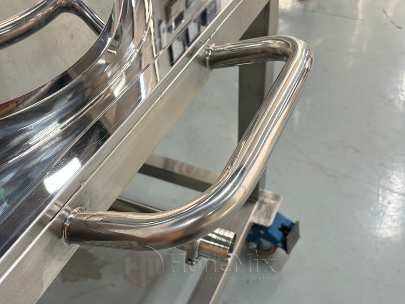 HONEMIX-Mobile-Mixing-Tank-Bottom-Outlet-And-Piping-Detail