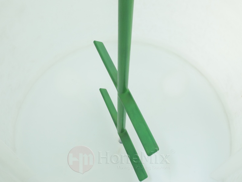 Honemix-Polypropylene-Mixing-Tank-Interior-DetailHonemix