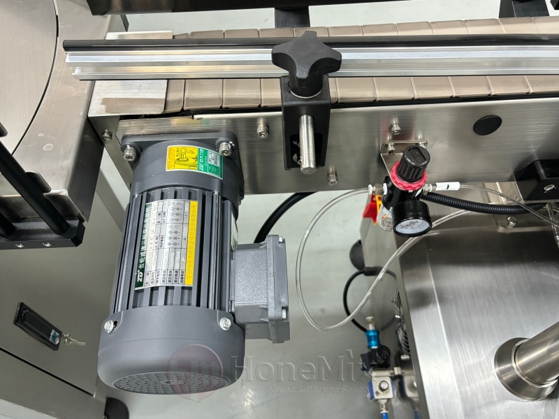 Automatic-Bottle-Labeler-Bottle-Detection-And-Guide-System-Detail