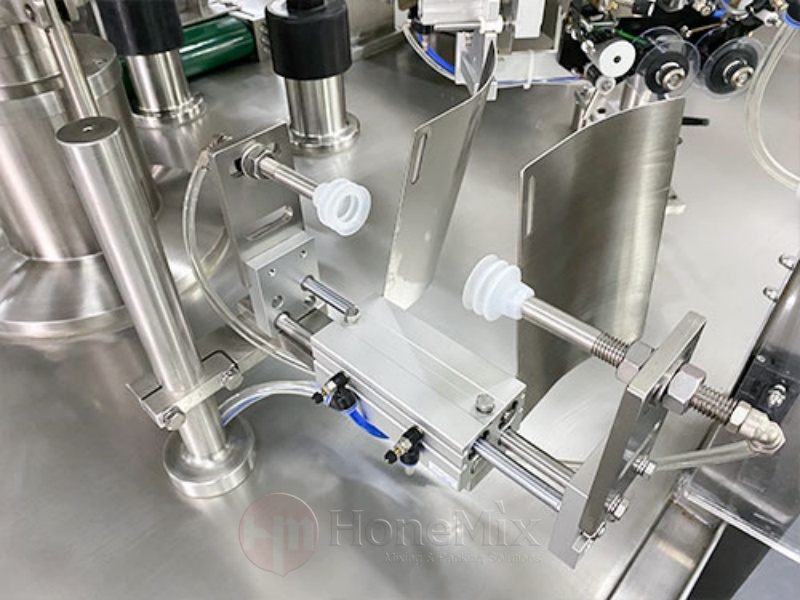 Vacuum-Sealing-Structure-Of-Automatic-Stand-Up-Pouch-Filling-Machine