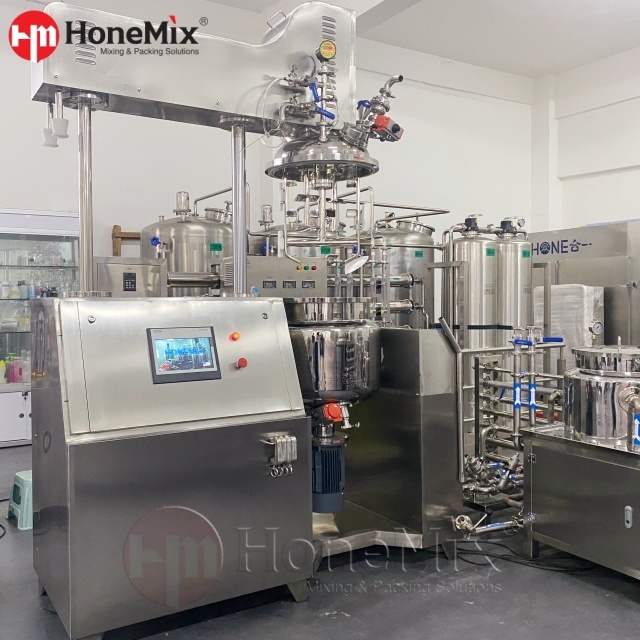 Honemix-Paste-Vacuum-Emulsifying-Mixer-With-Hydraulic-Lift-Front-View