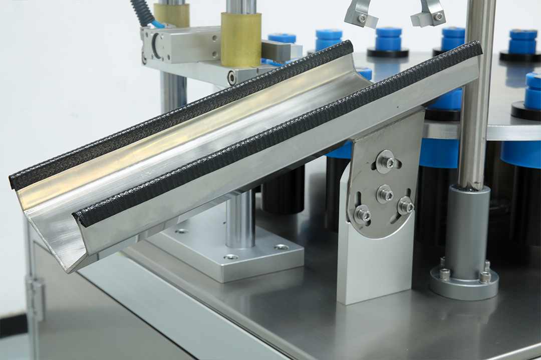 AFM-LCR Automatic Pressure Filling Machine