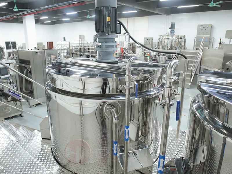 Honemix-SUS316L-Mixing-Tank-Top-Section-And-Agitator-Detail