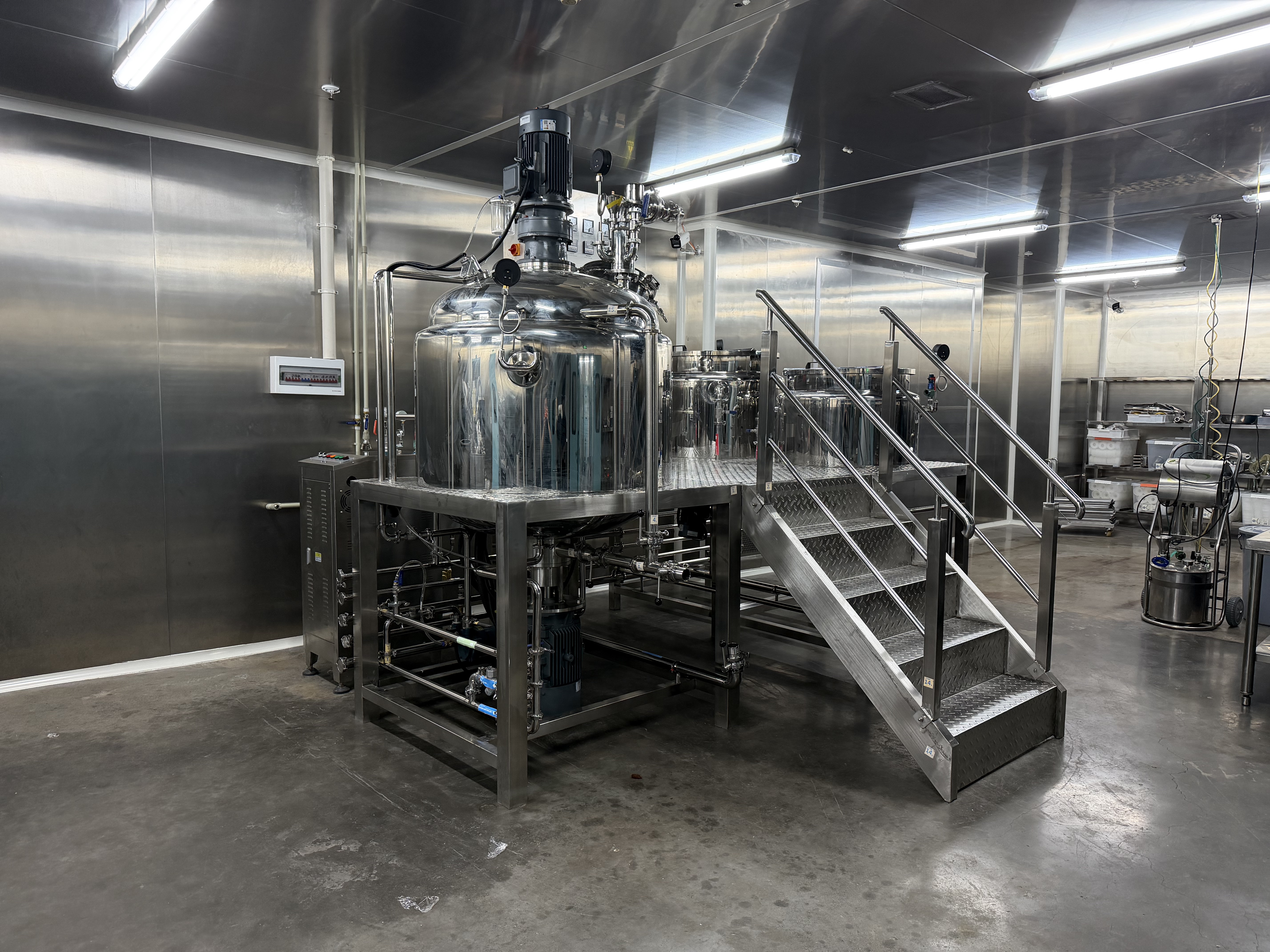 HVE-F Vacuum Homigenizer Emulsifier Mixer