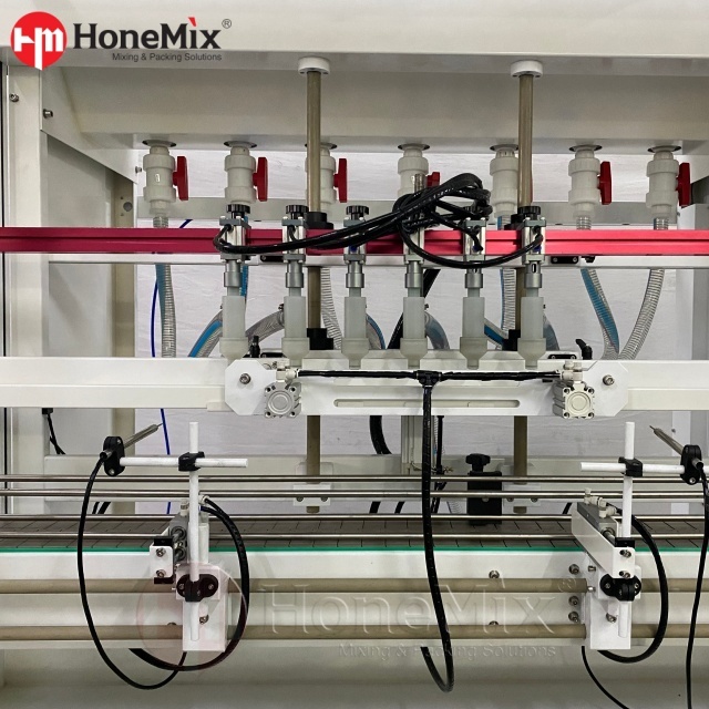 Honemix-Multi-Head-Anti-Corrosion-Liquid-Filling-System