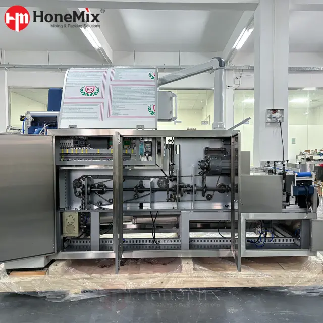 Side view of HY-ZHJ-120 horizontal cartoning machine for carton packaging